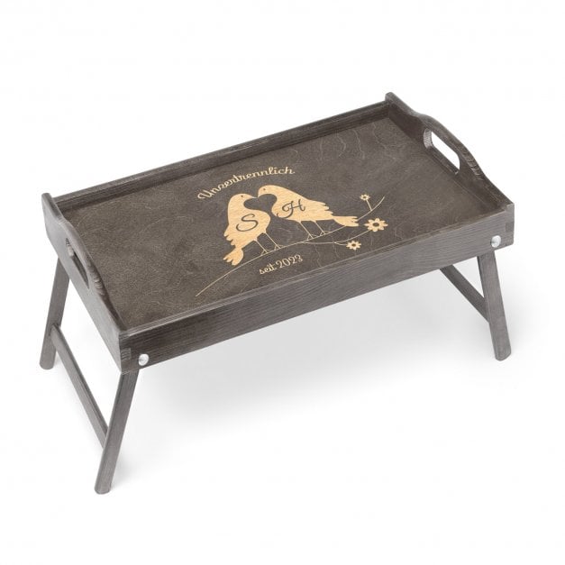 Klappbarer Tablettisch aus Kiefernholz mit Gravur Grau für ein Paar zur Hochzeit zum Hochzeitstag zur Einweihung