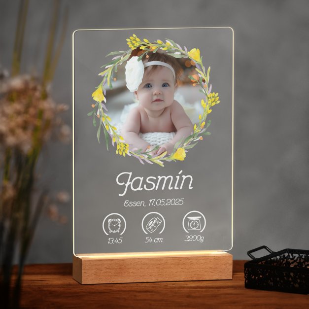 Beleuchteter LED-Rahmen mit eigenen Fotos und Holzständer Größe XL für ein Mädchen zur Geburt