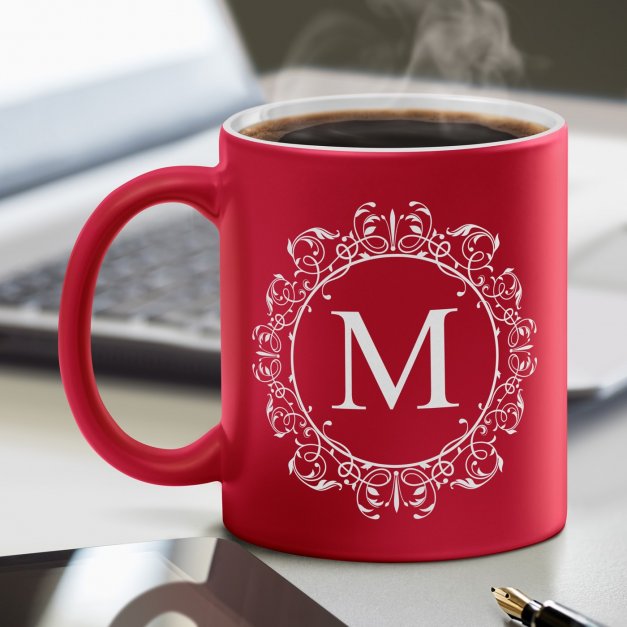 Keramikbecher mit Gravur Rot/Matt mit Initiale zum Ehrentag