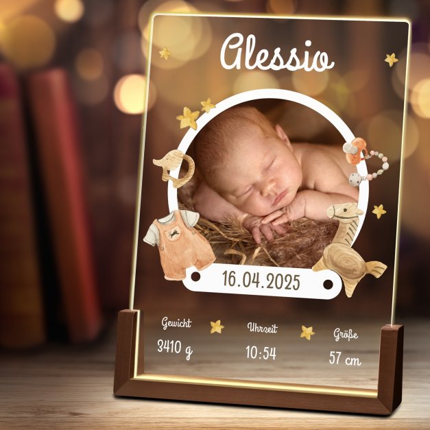 Beleuchtetes Acrylglas mit eigenen Fotos und Holzständer Größe XL für einen Jungen zur Geburt Taufe zum 1. Geburtstag