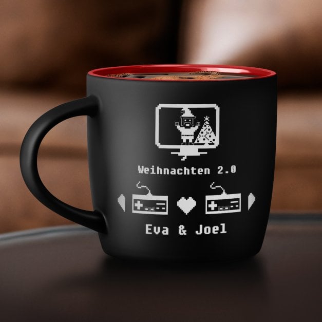 Keramikbecher mit Gravur Schwarz/Matt und Rot für ein Gamerpaar zu Weihnachten