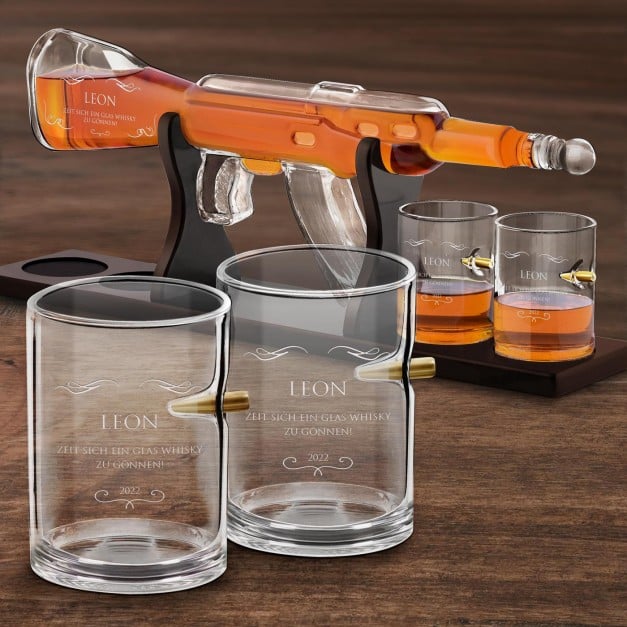 Whisky Karaffe in Gewehrform mit 4 Gläsern mit Gravur für ihn zum Jubiläum