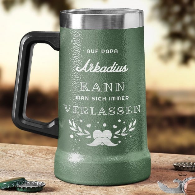 Isolierter Bierkrug aus Edelstahl Grün für Ihren Vati