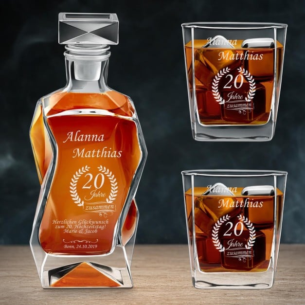 Moderne Whisky Karaffe mit 2 Gläsern und Gravur für ein Paar zum 20. Hochzeitsjubiläum