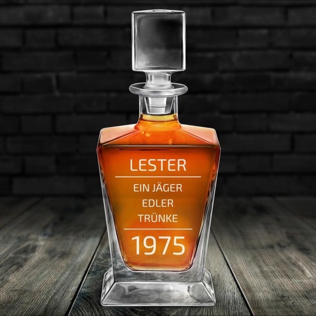 Pyramid Whisky Karaffe mit Gravur für einen Whiskygenießer zum Geburtstag