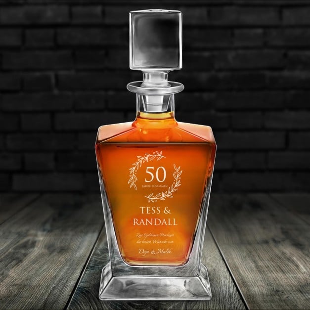 Pyramid Whisky Karaffe mit Gravur für ein Ehepaar zum 50. Hochzeitstag
