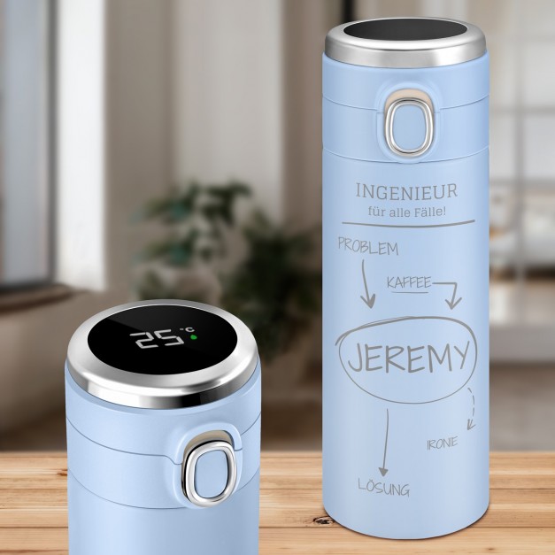 Blauer Reisebecher mit Gravur und LED-Touch-Anzeige für einen Ingenieur