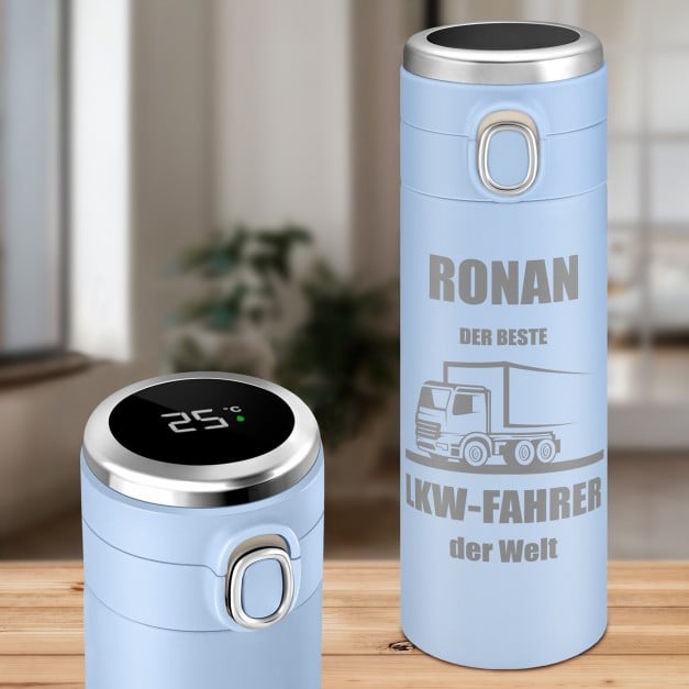Blauer Reisebecher mit Gravur und LED-Touch-Anzeige für einen Berufskraftfahrer zum Geburtstag