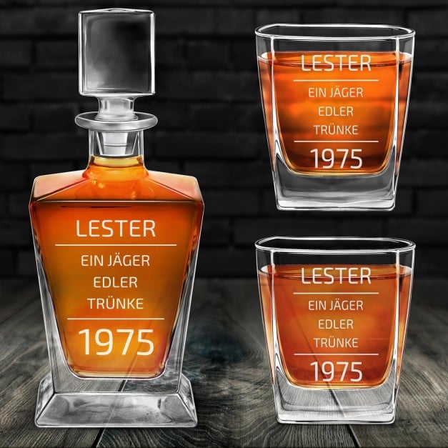 Pyramid Whisky Karaffe mit 2 Gläsern und Gravur für einen Whiskygenießer zum Geburtstag
