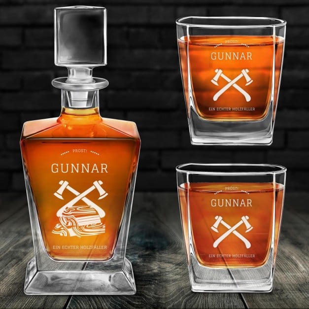 Pyramid Whisky Karaffe mit 2 Gläsern und Gravur für einen Naturfan zum Jubiläum