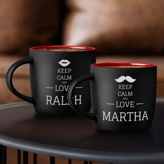 2 Keramikbecher mit Gravur Schwarz/Matt Innen Rot für ein Paar zur Trauung zum Jahrestag Valentinstag