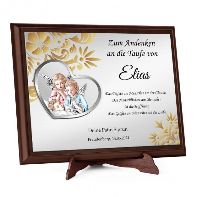 Personalisierte Holztafel mit Aufdruck für einen Jungen zum Andenken an die Taufe