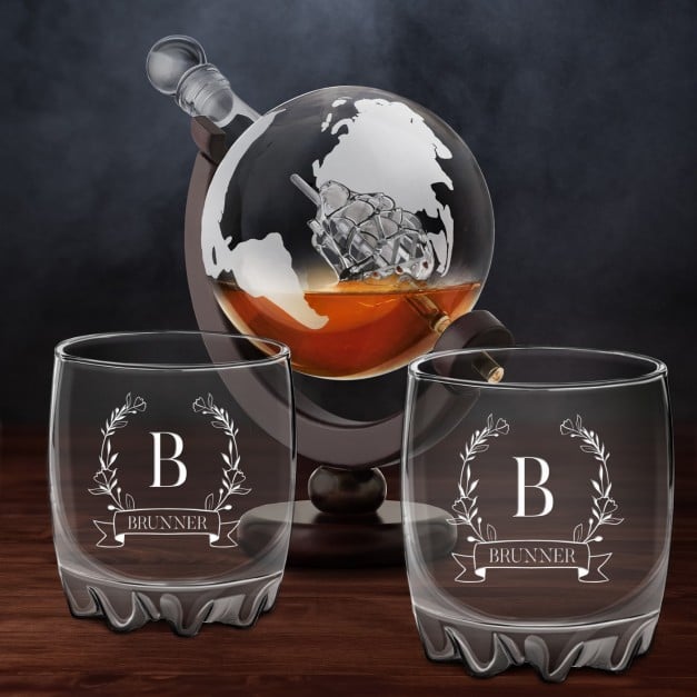 Whisky Karaffe in Globusform mit Schiff mit 2 Gläsern für sie zum Jubiläum, Hochzeitstag