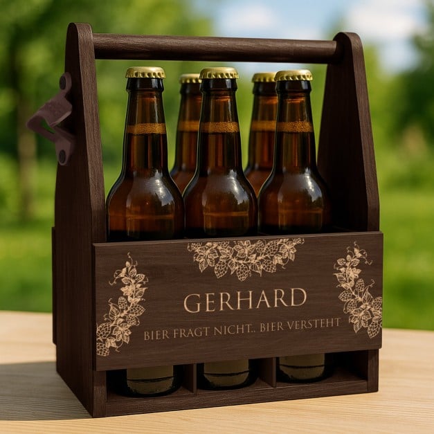 Bierträger aus Holz mit Flaschenöffner und Gravur für ihn zum Geburtstag