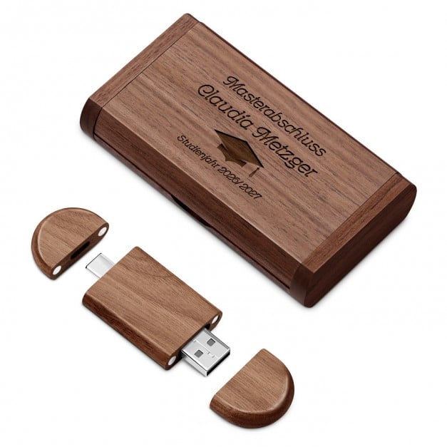 Hölzerner USB-Stick mit Gravur 64 GB für einen Studenten zum Masterabschluss