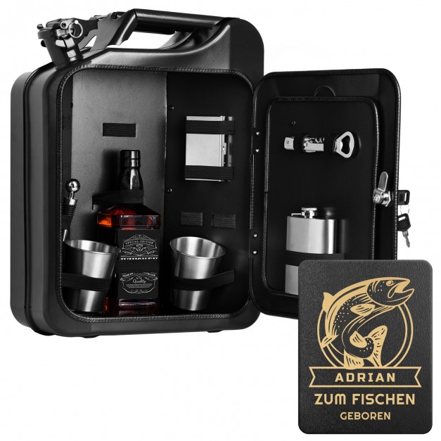 Schwarzer Minibar-Kanister mit Ausrüstung und Gravur für einen Angler zum Geburtstag