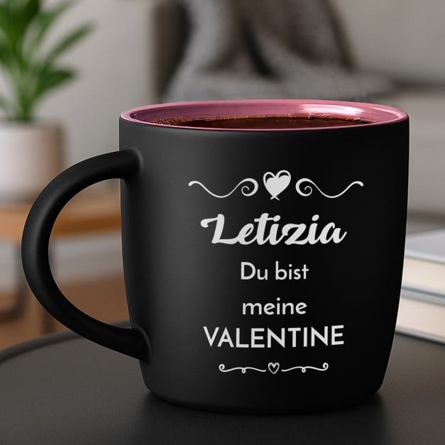 Keramikbecher mit Gravur Schwarz/Matt und Pink für sie zum Valentinstag