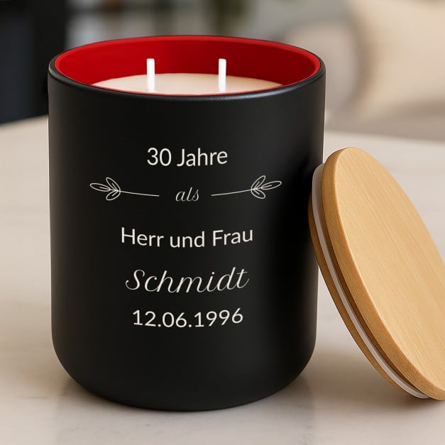 Die Soja-Duftkerze mit Gravur für Ihre Eltern zum 30. Hochzeitstag