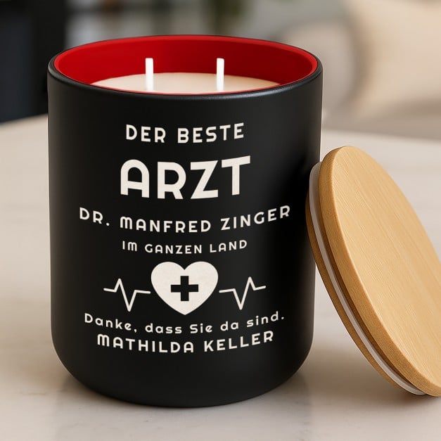 Die Soja-Duftkerze mit Gravur für einen Artz als Dankeschön