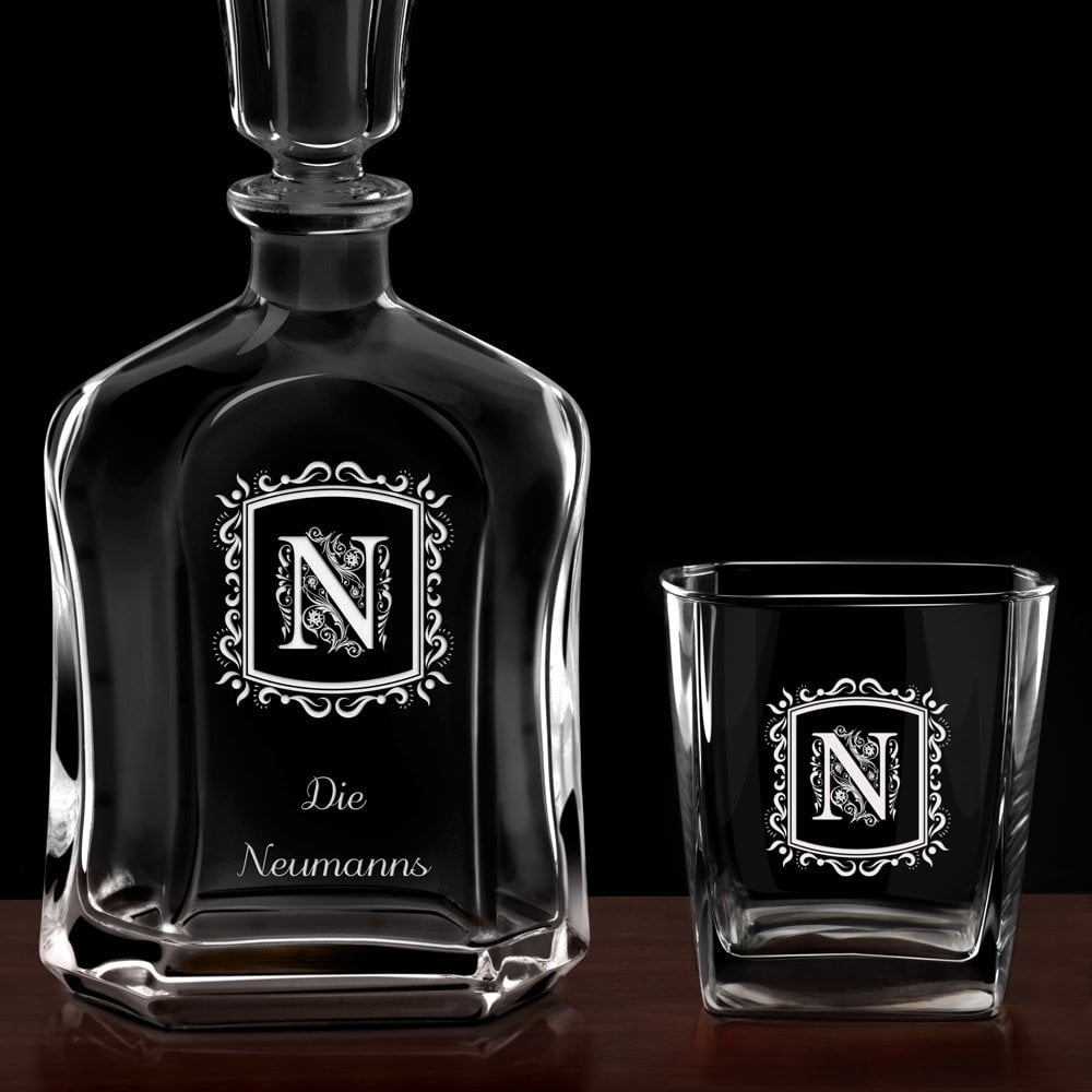 Whisky Karaffe Set mit 4 Gläsern und Gravur für ein Paar zur Hochzeit, Einweihunsparty oder zum Hochzeitsjubiläum