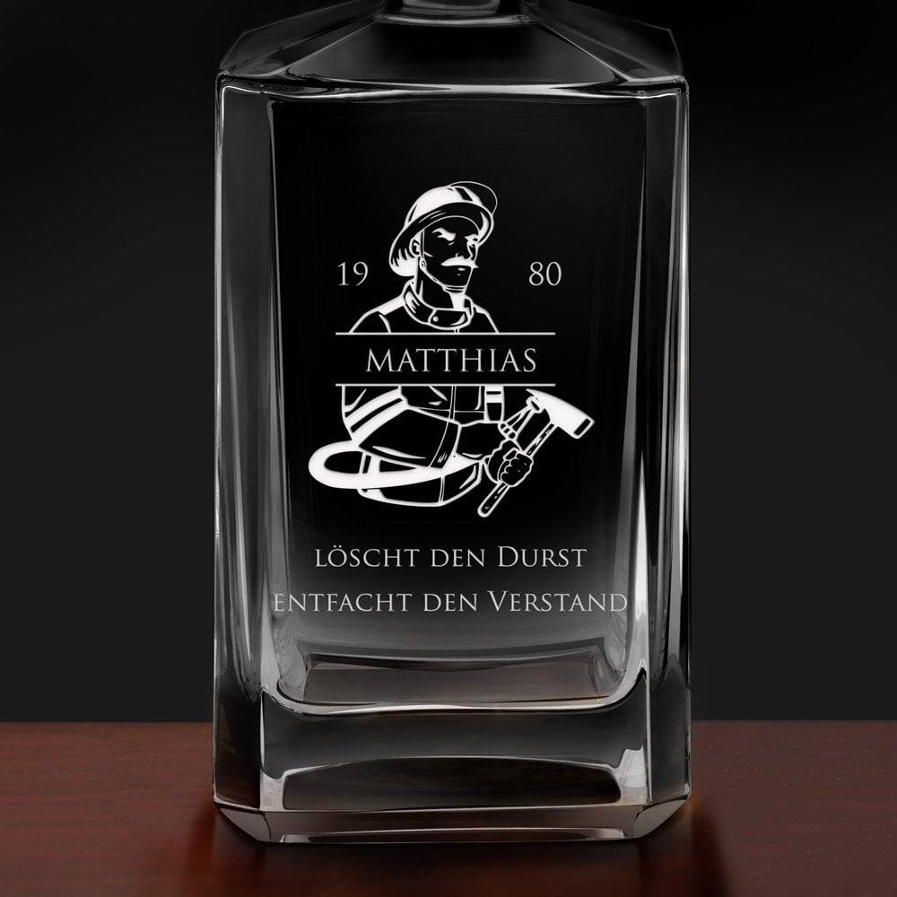 Bourbon Whisky Karaffe mit Gravur für einen Feuerwehrmann zum Geburtstag