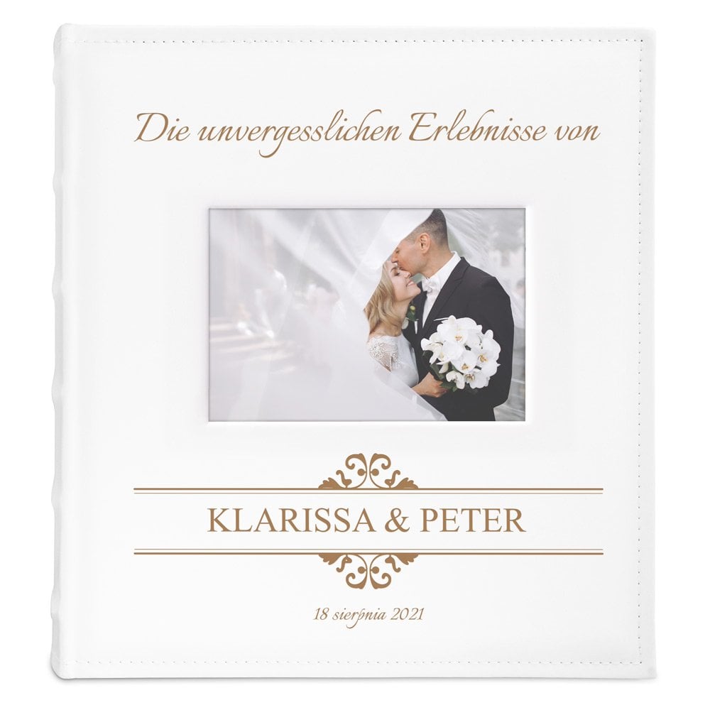 Fotoalbum mit Sichtfenster und Aufdruck für ein Hochzeitspaar