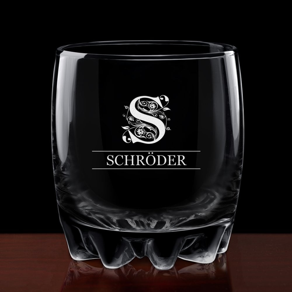 Sylvana Whisky Glas mit eingravierter Initiale und Nachnamen