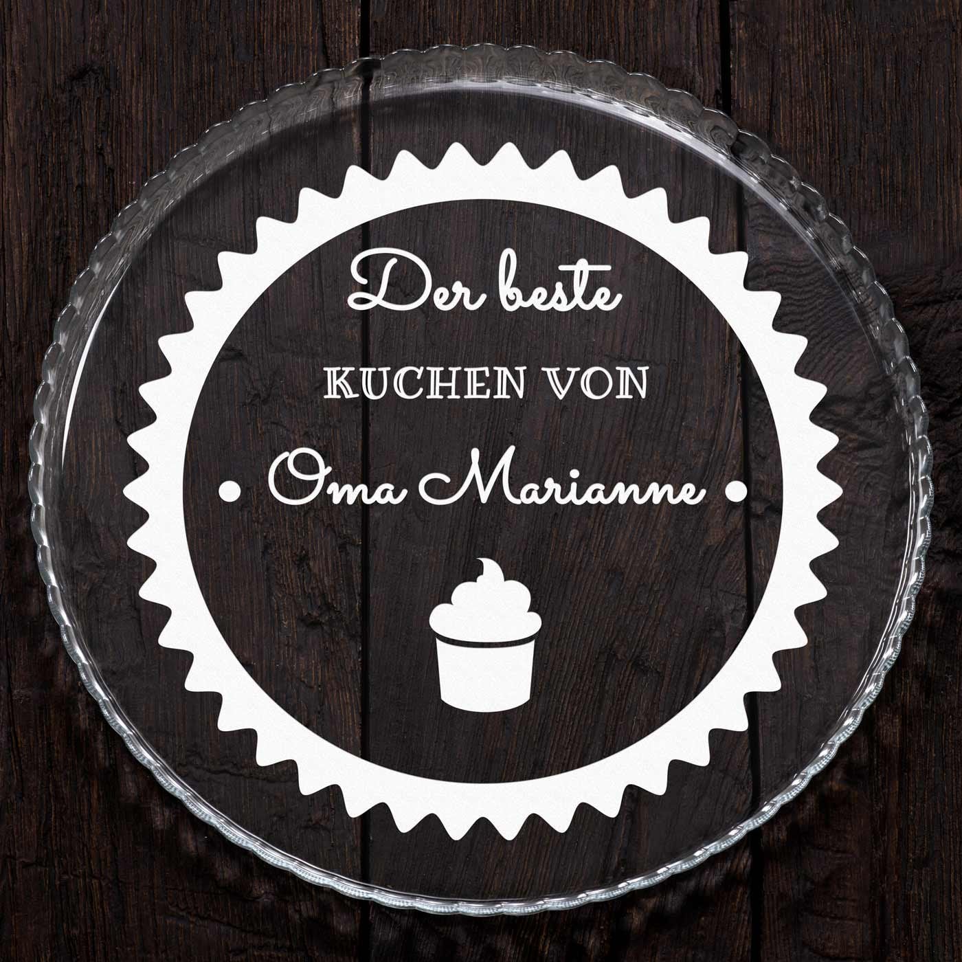 Glas Servierplatte mit Gravur für Torten und Kuchen für eine Oma