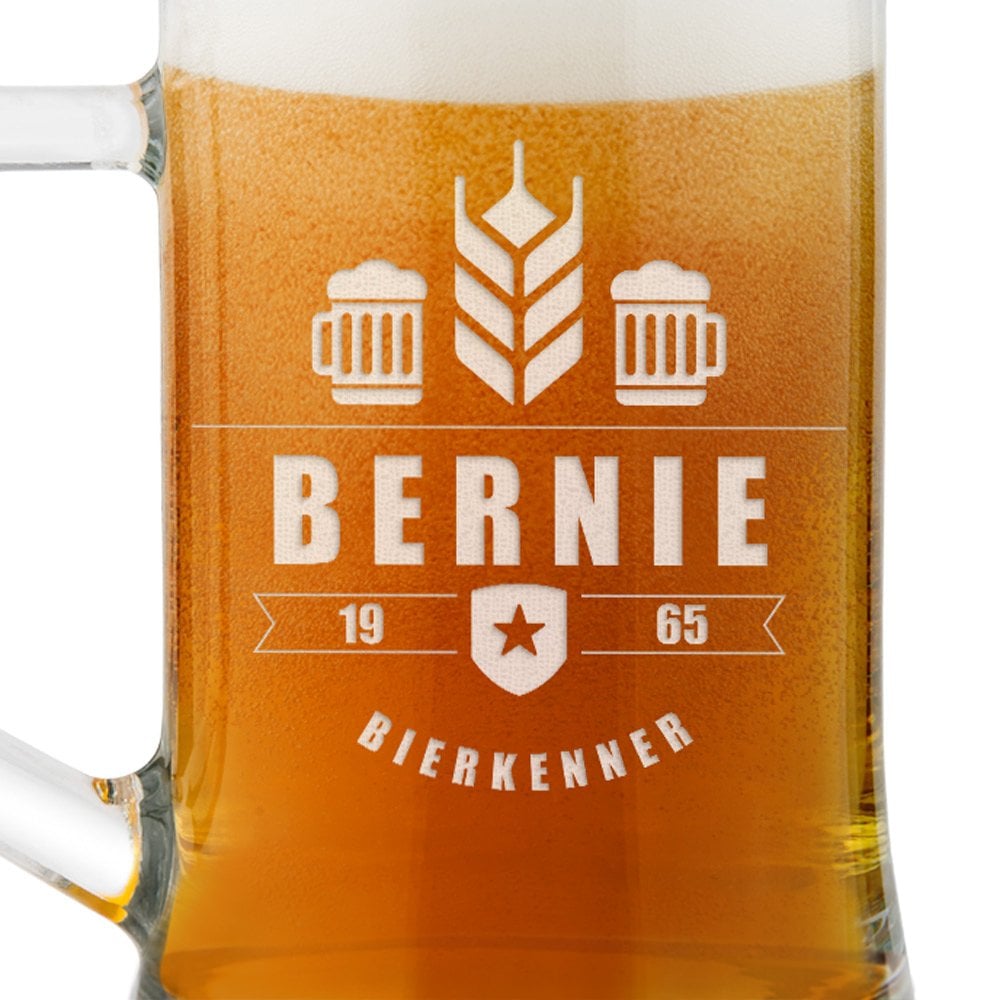 Bierkrug aus Glas mit Gravur für einen Bierfan zum Geburtstag