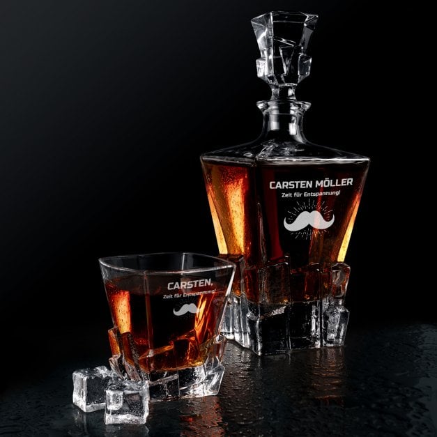 Ice Blink Karaffe mit 4 Gläsern und Gravur für einen Rentner Gentleman zum Jubiläum