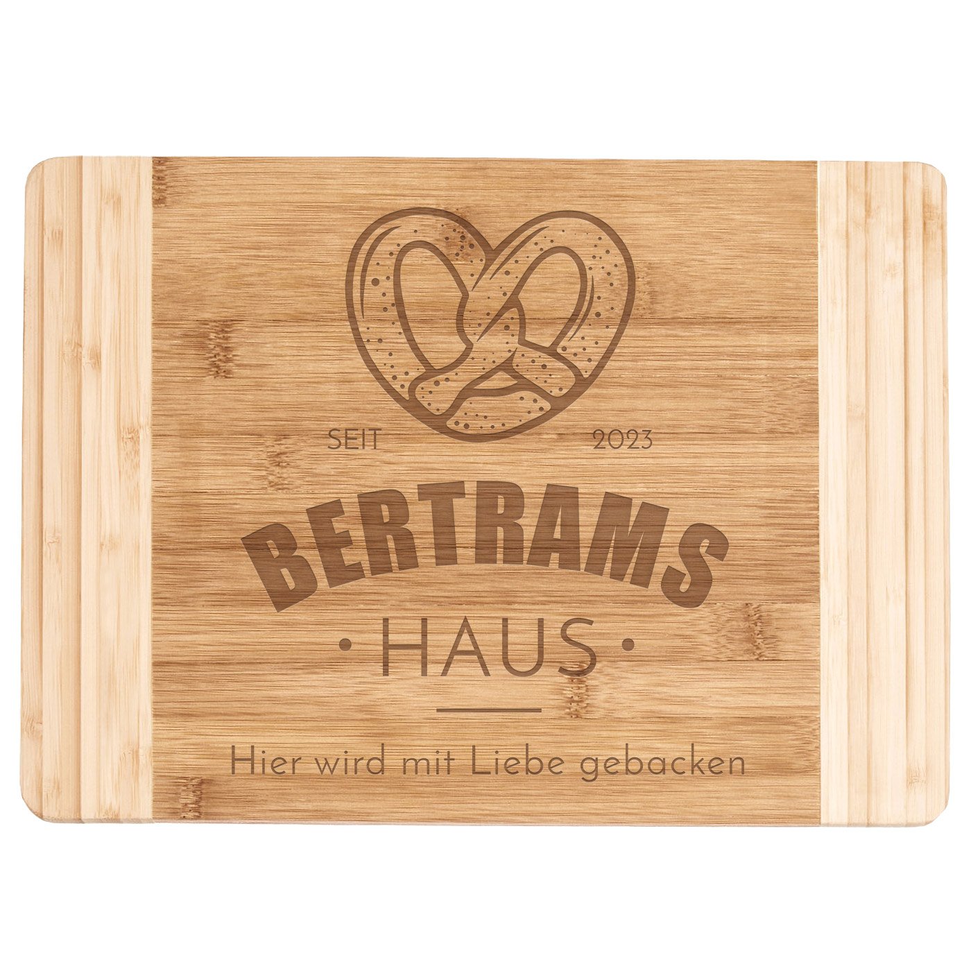 Schneidebrett aus Bambus mit Gravur für ein Paar zur Hochzeit zum Jahrestag zur Einweihung