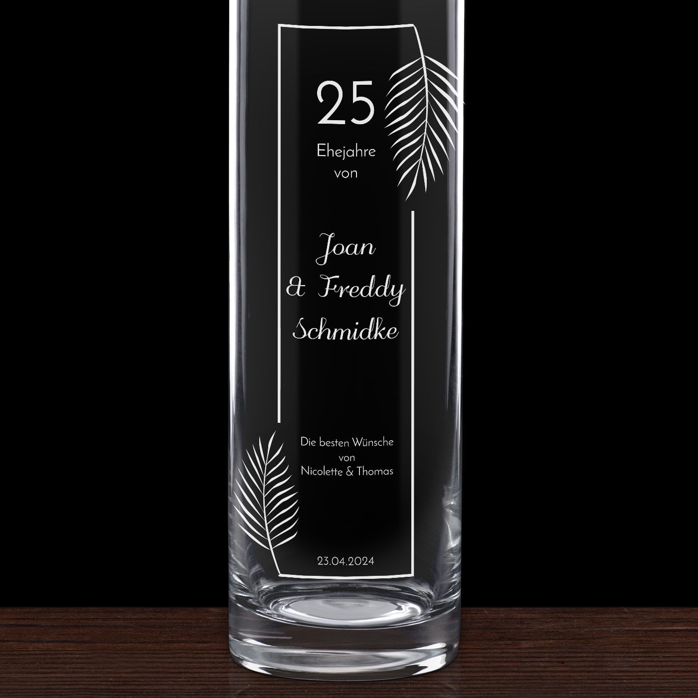 Glasvase mit Gravur für ein Paar zum 25. Hochzeitstag