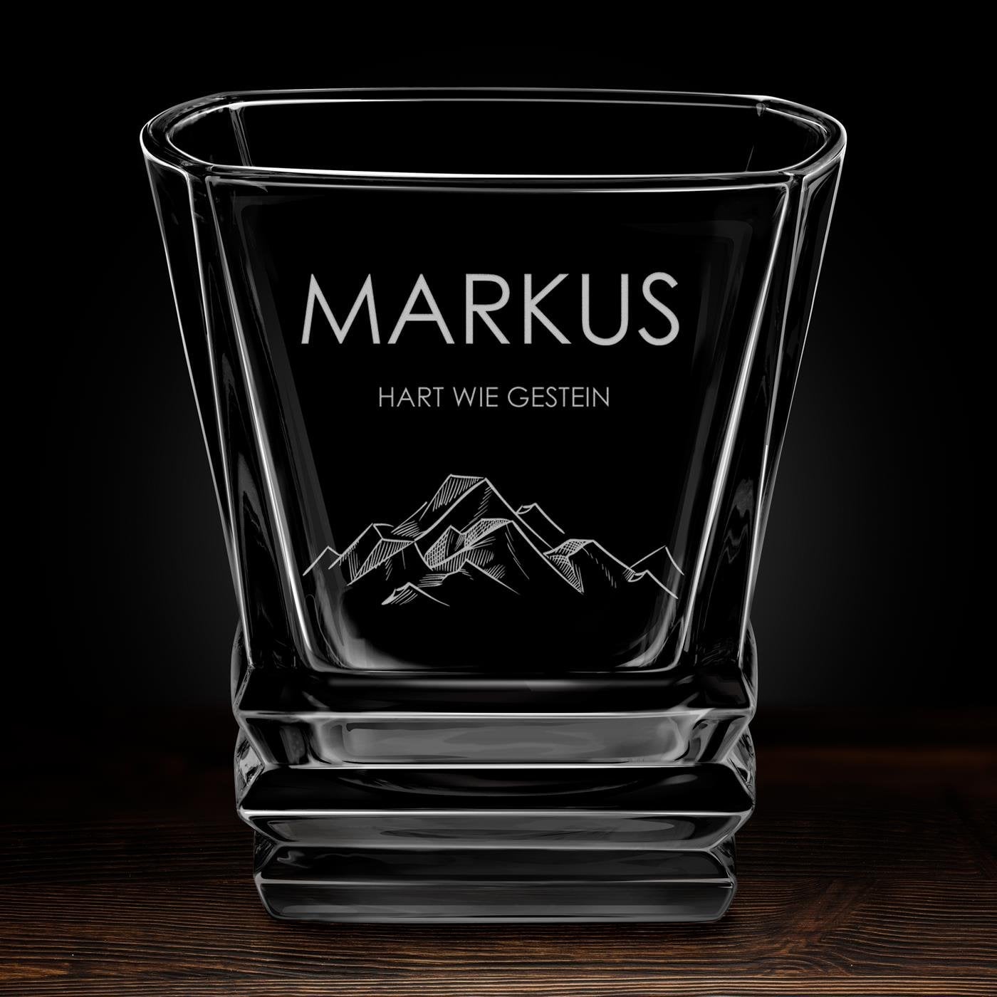 Geometric 6er Whisky Gläser Set mit Gravur für einen Bergeliebhaber