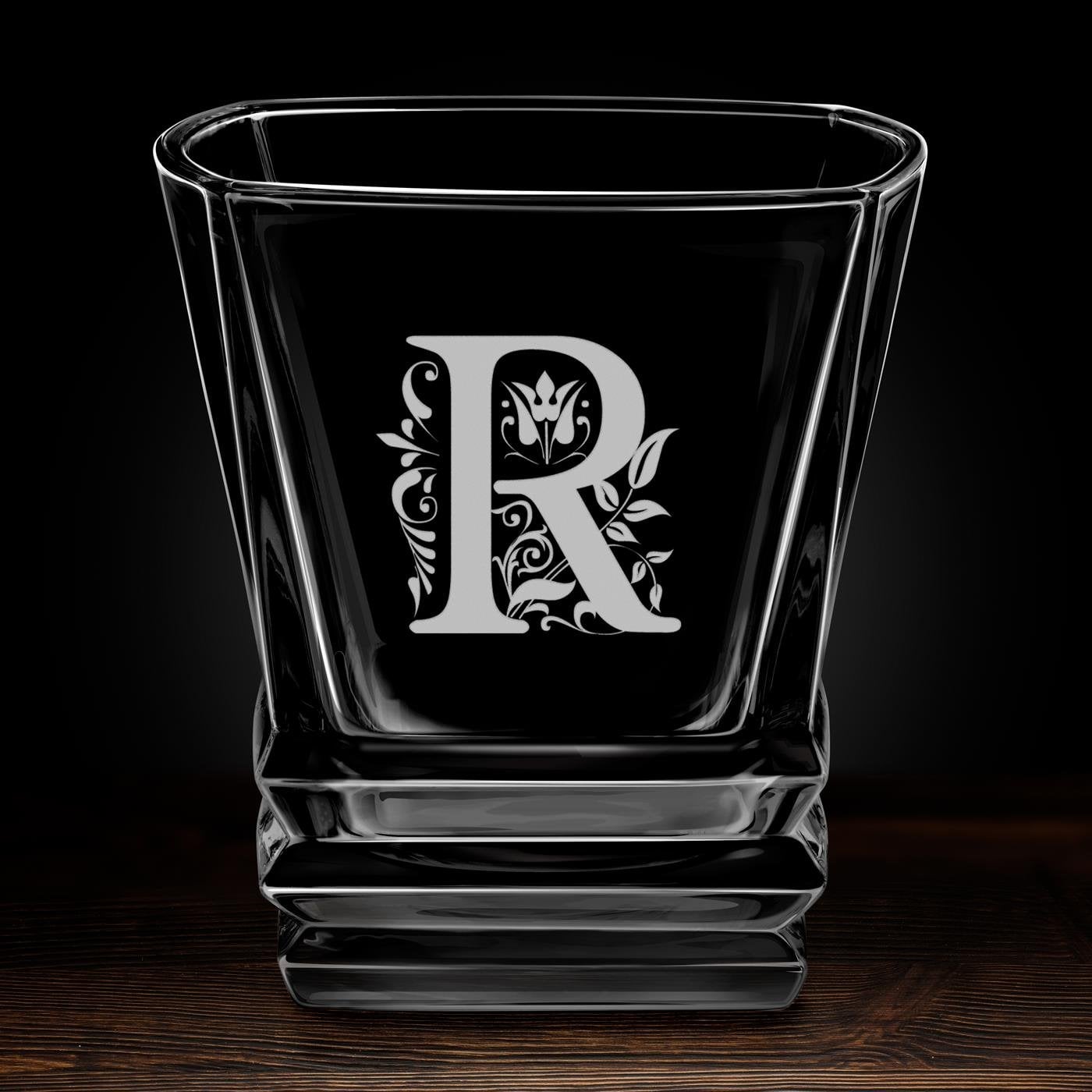 Geometric Whisky Glas mit Initiale und Gravur