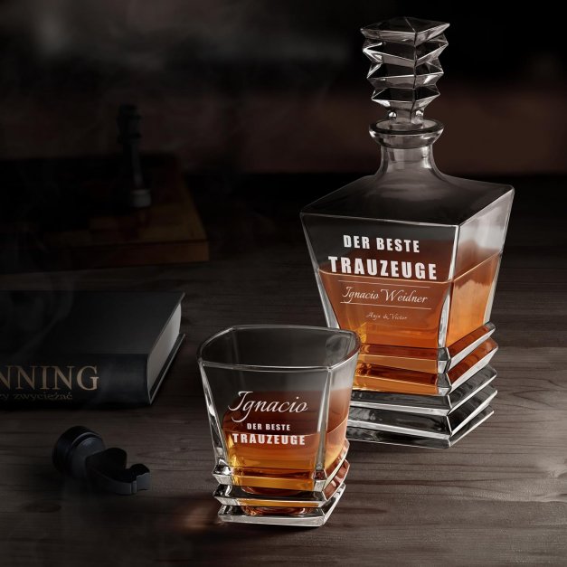 Geometric Whisky Karaffe mit 2 Gläsern und Gravur für Ihren Trauzeugen als Dankeschön