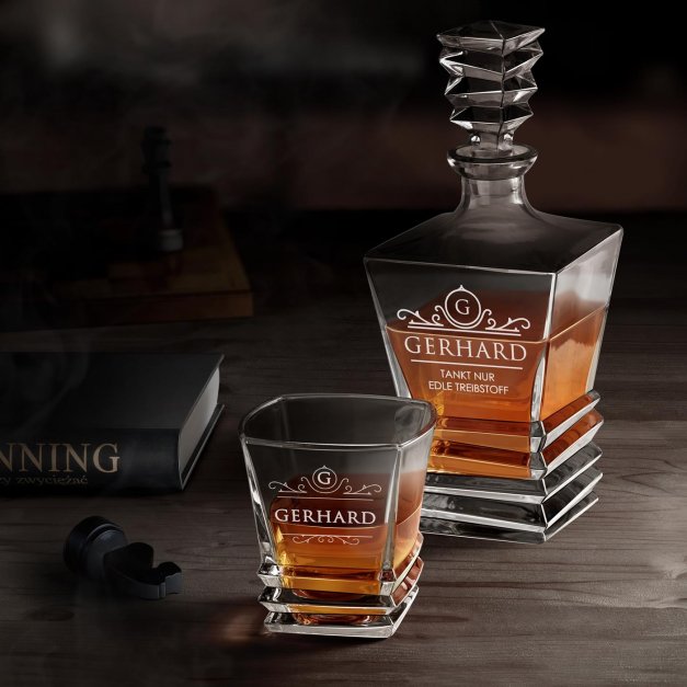 Geometric Whisky Karaffe mit 2 Gläsern und Gravur für einen Mechaniker Autofan Motorradfan