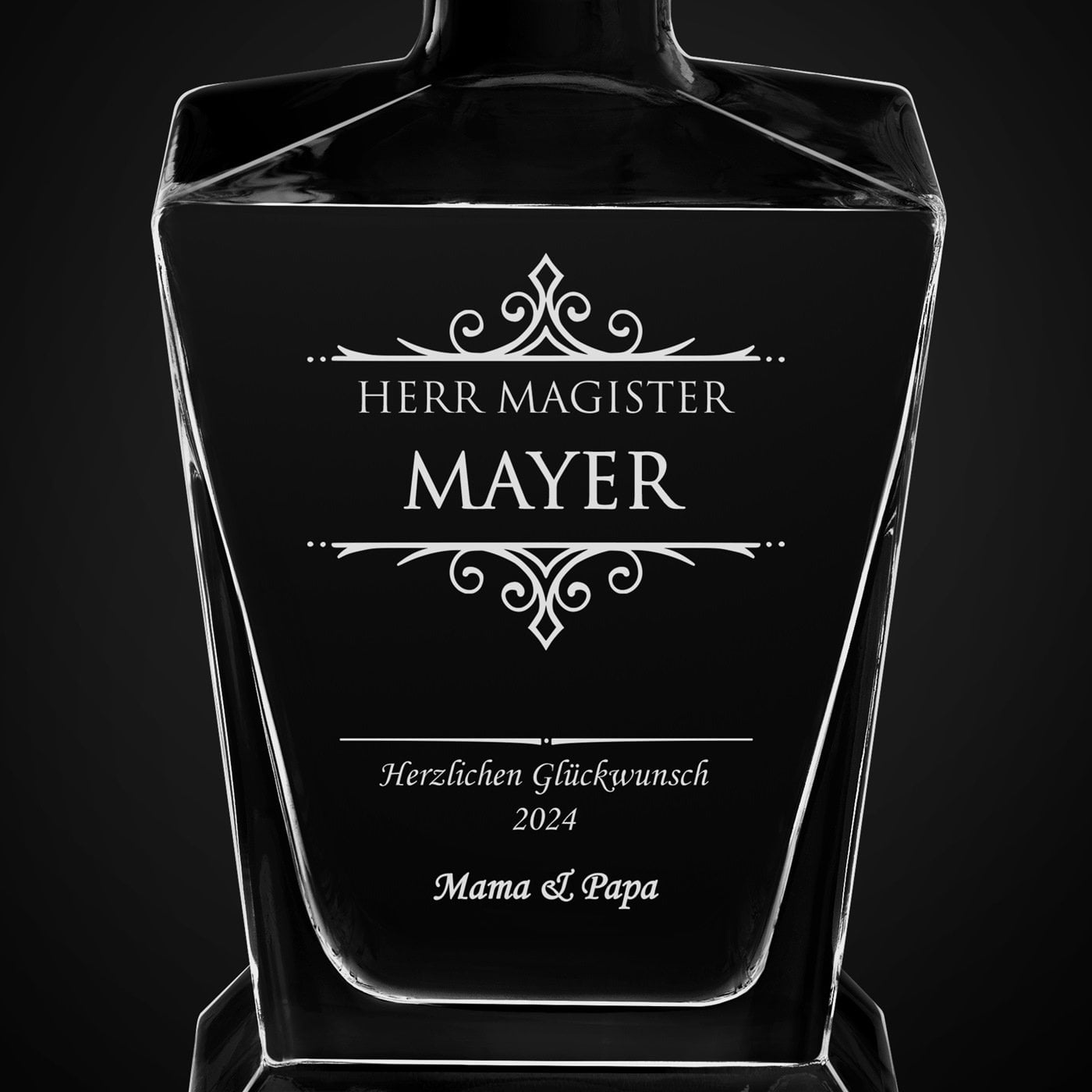 Pyramid Whisky Karaffe mit Gravur für einen Magister