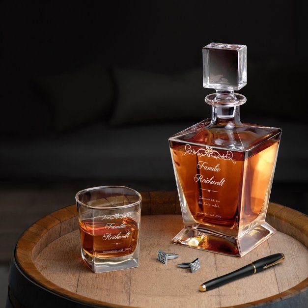 Pyramid Whisky Karaffe mit 6 Gläsern und Gravur für ein Paar zur Hochzeit, Einweihungsparty, zum Hochzeitsjubiläum