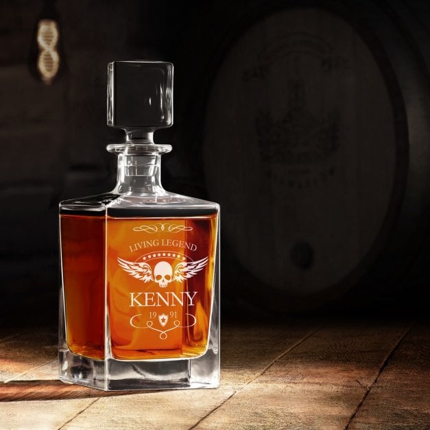 Cube Whisky Karaffe mit Gravur für einen Motorradfahrer zum Geburtstag