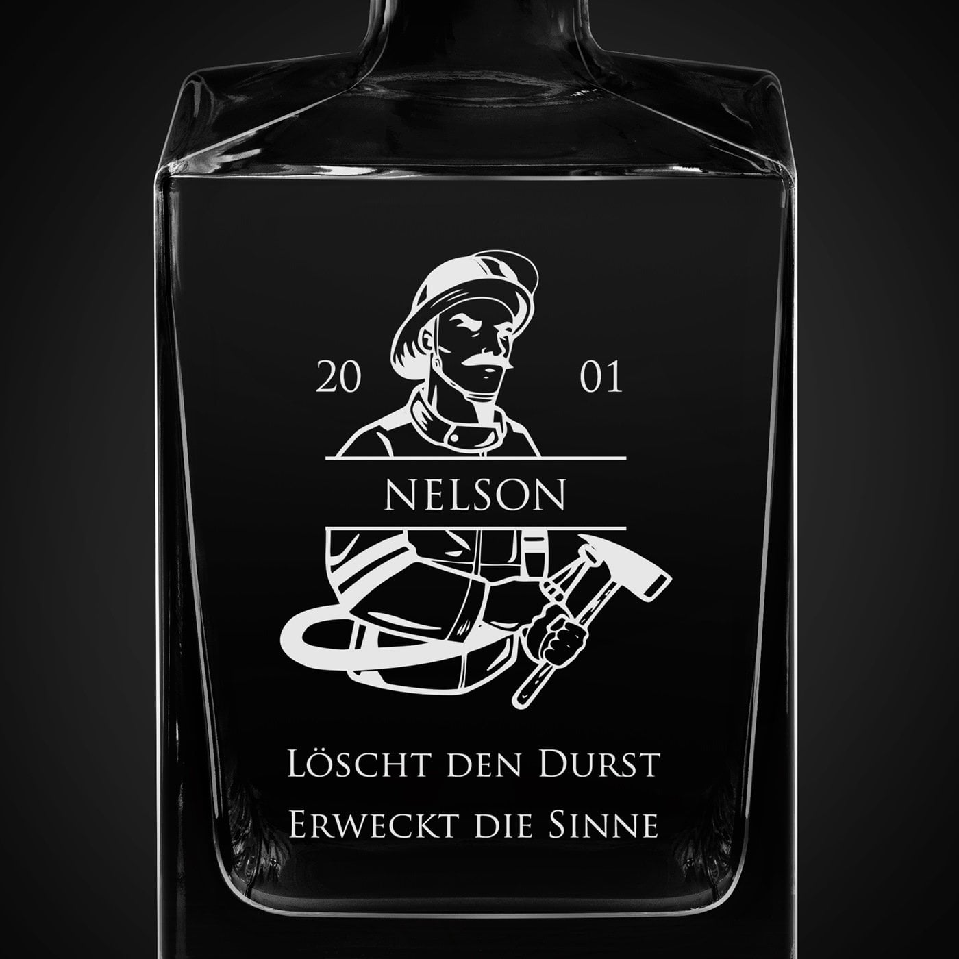 Cube Whisky Karaffe mit Gravur für einen Feuerwehrmann zum Geburtstag