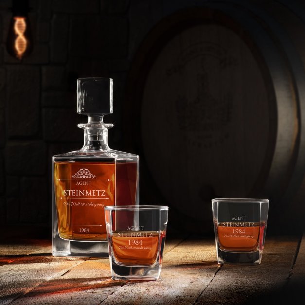Cube Whisky Karaffe mit 6 Gläsern und Gravur für einen Beamten zum Geburtstag