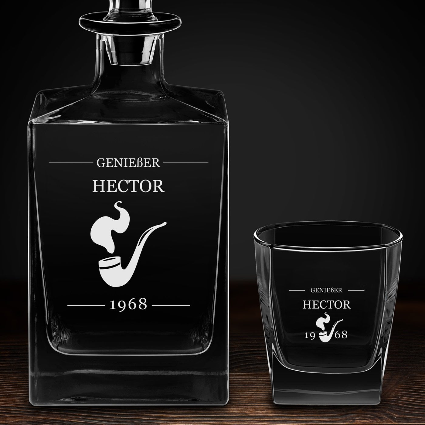 Cube Whisky Karaffe mit 4 Gläsern und Gravur für einen Whiskyconnoisseur zum Geburtstag