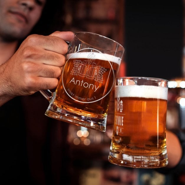 Bierkrug aus Glas mit Gravur für ihn einen Biertrinker