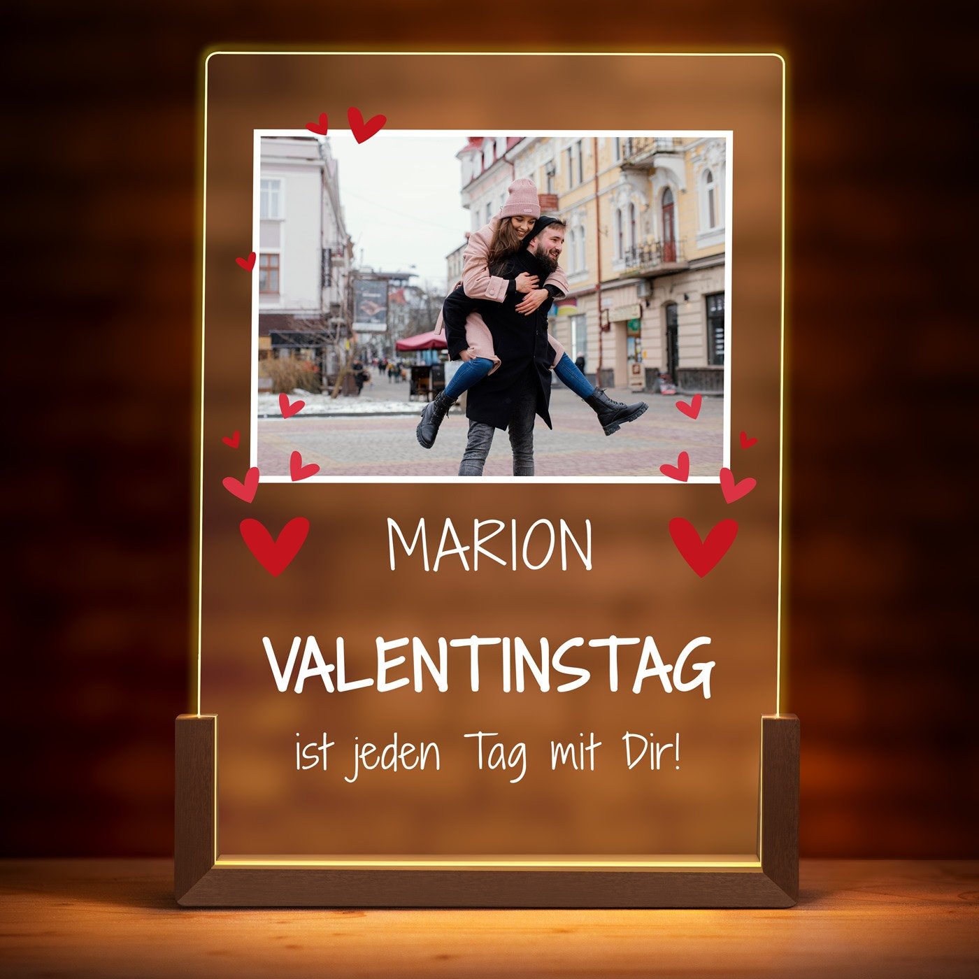 Beleuchtetes Acrylglas mit eigenen Fotos und Holzständer Größe XL für Ihre Freundin Ehefrau zum Valentinstag