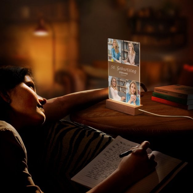 Beleuchteter LED-Rahmen mit eigenen Fotos und Holzständer Größe L für sie zum Geburtstag