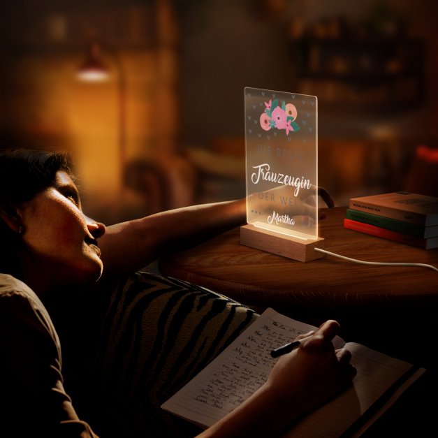 Beleuchteter LED-Rahmen mit eigenen Fotos und Holzständer Größe L für Ihre Trauzeugin als Dankeschön