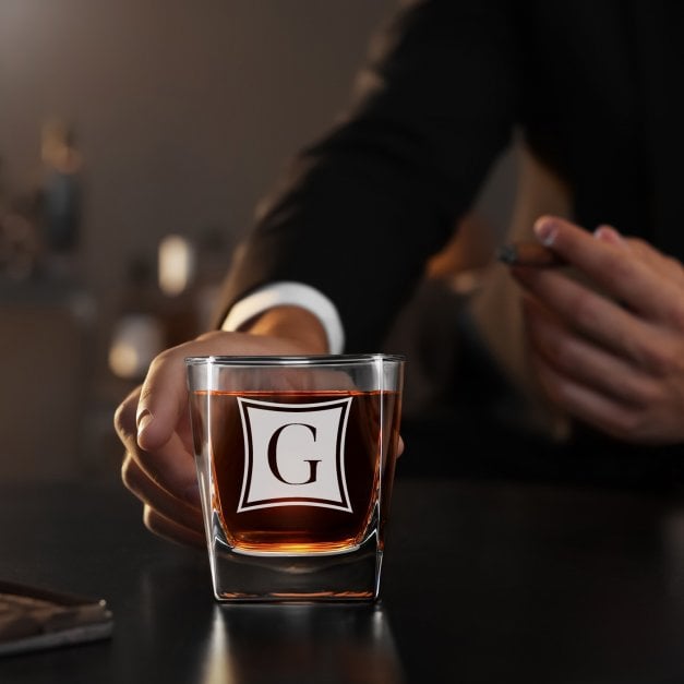 6er Whisky Gläser Set mit Gravur mit eingravierter Initiale für einen Scotchgenießer