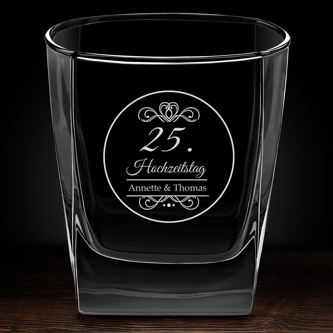 Whisky Glas mit Gravur für ein Paar zum 25. Hochzeitstag