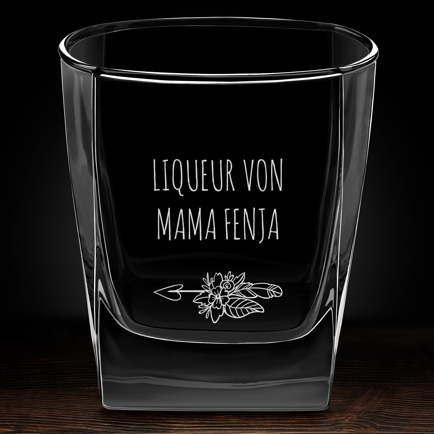Whisky Glas mit Gravur und eingravierter Initiale für Ihre Mutter