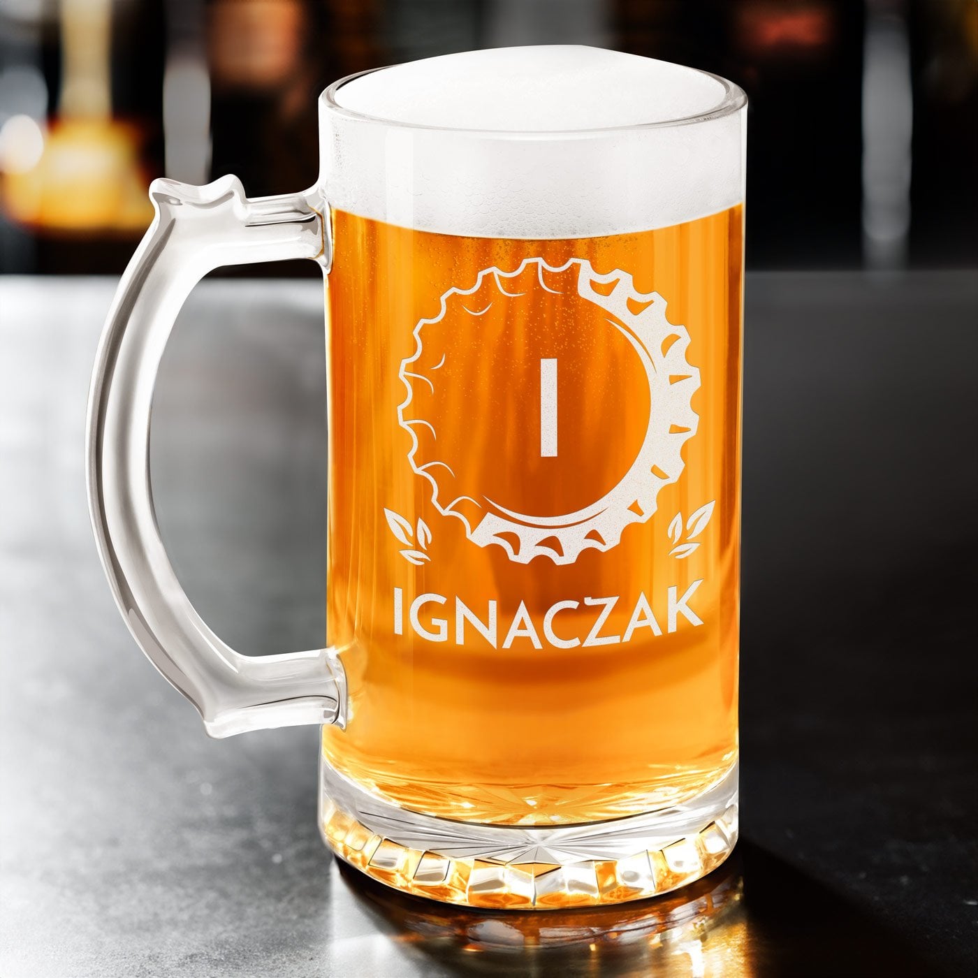 Bierkrug mit Gravur für einen Biergenießer
